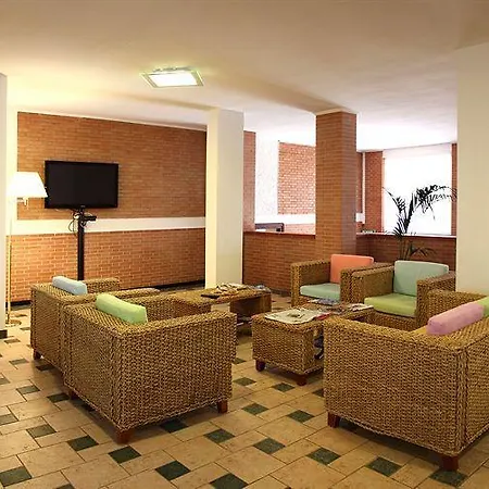 Ricci - Otel