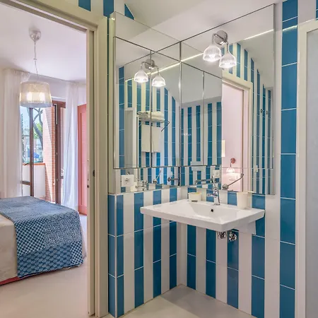 Ricci - Otel